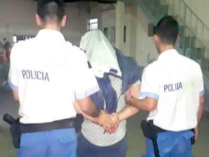 Un detenido por portación de arma de guerra Un detenido por portación de arma de guerra