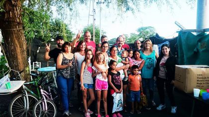 Militantes de Unidad Ciudadana en dos barrios por el Día de Reyes Militantes de Unidad Ciudadana en dos barrios por el Día de Reyes