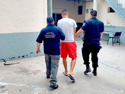 Allanamiento y detenciones por el delito de “Robo Agravado por el Uso de Arma en Poblado y en Banda” Allanamiento y detenciones por el delito de “Robo Agravado por el Uso de Arma en Poblado y en Banda”