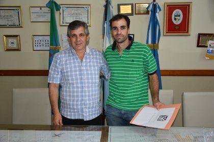 Firma de boleto de compraventa en el marco del programa “Mi Primer Terreno” Firma de boleto de compraventa en el marco del programa “Mi Primer Terreno”