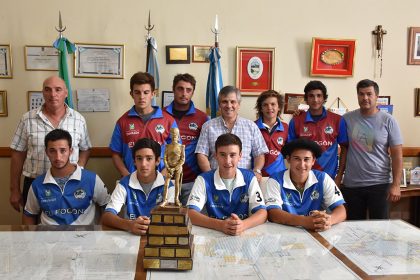 Fueron presentados los equipos de El Fogón que competirán en el torneo de novicios Fueron presentados los equipos de El Fogón que competirán en el torneo de novicios