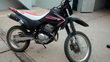 Secuestran una moto con numeración adulterada y detienen a quien la poseía item-thumbnail