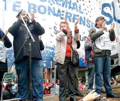 Alta adhesión a la primera jornada de paro docente en el inicio del ciclo lectivo Alta adhesión a la primera jornada de paro docente en el inicio del ciclo lectivo