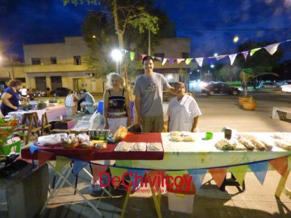 Se realizó una nueva feria de Microemprendedores y “De la huerta a la mesa” item-thumbnail