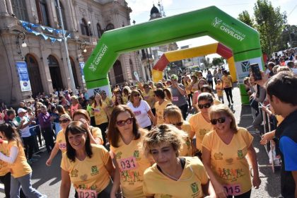 El sábado se realizó la Carrera de la Mujer El sábado se realizó la Carrera de la Mujer