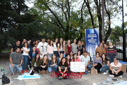 Concejo Deliberante: La Escuela de Servicio Social visibilizará su situación con pancartas y carteles Concejo Deliberante: La Escuela de Servicio Social visibilizará su situación con pancartas y carteles
