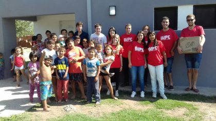 Unión de Jóvenes por Chivilcoy llevó huevos de Pascua a niños de todo el partido Unión de Jóvenes por Chivilcoy llevó huevos de Pascua a niños de todo el partido