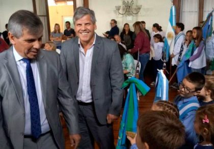 Fabio Britos salta del massismo, arma un monobloque y confirma el alejamiento de la gestión chivilcoyana del FR item-thumbnail