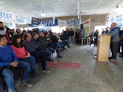 Sindicatos y organizaciones conmemoraron el Día del Trabajador en Chivilcoy Sindicatos y organizaciones conmemoraron el Día del Trabajador en Chivilcoy