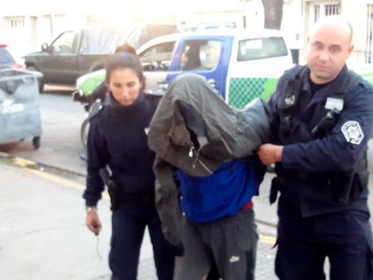 Un detenido por lesiones con arma blanca y robo de motocicleta item-thumbnail