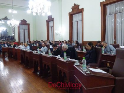 Publicación pedida: No al Golpe Institucional en el HCD Chivilcoy Publicación pedida: No al Golpe Institucional en el HCD Chivilcoy