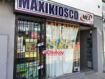 Clausuran un kiosco por carecer de habilitación y venta de bebidas alcohólicas sin autorización Clausuran un kiosco por carecer de habilitación y venta de bebidas alcohólicas sin autorización