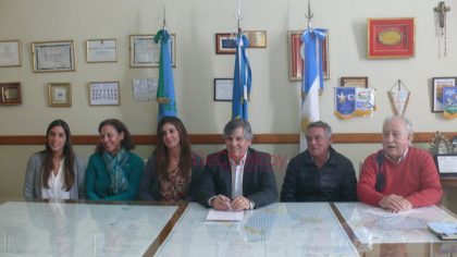 La Escuela de Servicio Social recibirá 35 mil pesos mensuales por parte de la Municipalidad La Escuela de Servicio Social recibirá 35 mil pesos mensuales por parte de la Municipalidad