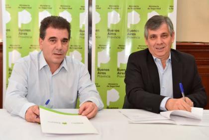 Britos y Ritondo firmaron un convenio para la creación de una Base de Prevención Operativa Britos y Ritondo firmaron un convenio para la creación de una Base de Prevención Operativa