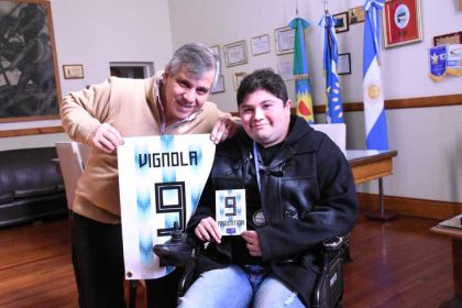 El intendente recibió al 9 de la Selección Argentina de Sillas de Ruedas a Motor El intendente recibió al 9 de la Selección Argentina de Sillas de Ruedas a Motor