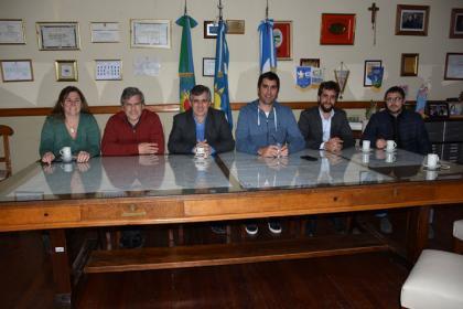 El intendente recibió al presidente de la Cámara de Diputados de la Provincia de Buenos Aires El intendente recibió al presidente de la Cámara de Diputados de la Provincia de Buenos Aires