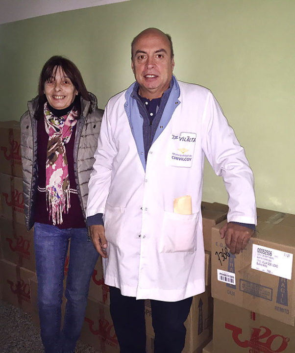 07-06-16-donación-de-remedios-al-Hospital-del-laboratorio-Craveri-3
